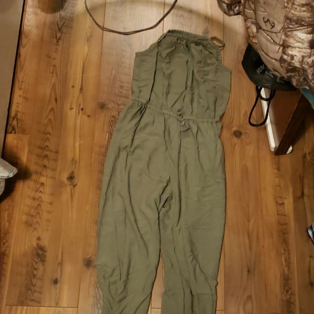 A green pantsuit